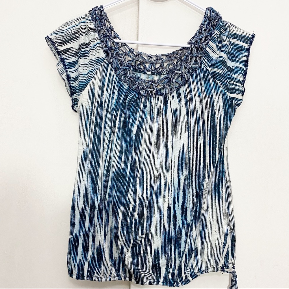 LUCKY BRAND fabric crochet neck trim gauzy cotton knit stretch hem print top S